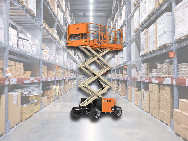 Plataforma Elevatória Trabalhando