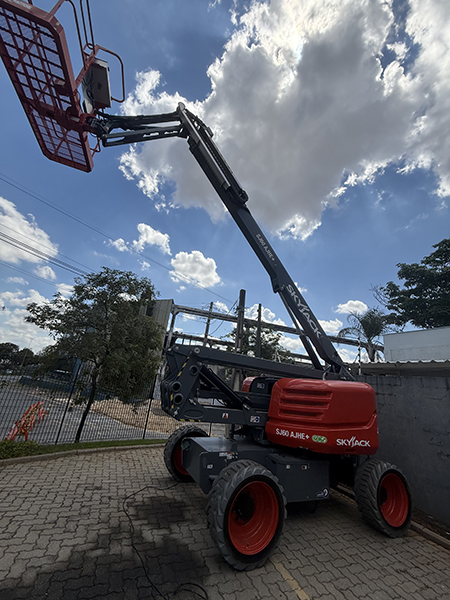 Demonstração Plataforma Elevatória Real Parque SP