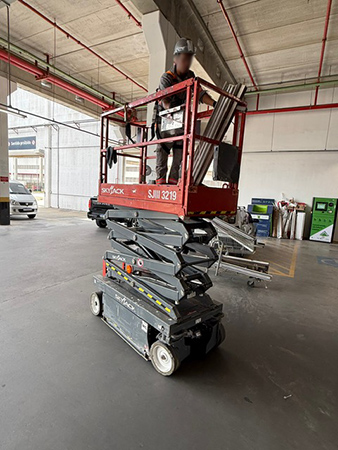 Plataforma Elevatória Funcionando em Santana de Parnaíba